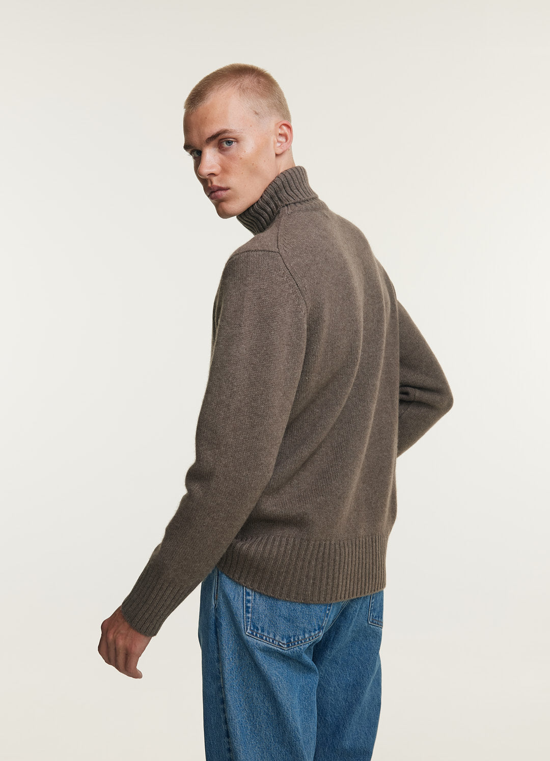 YAK WOOL TURTLENECK