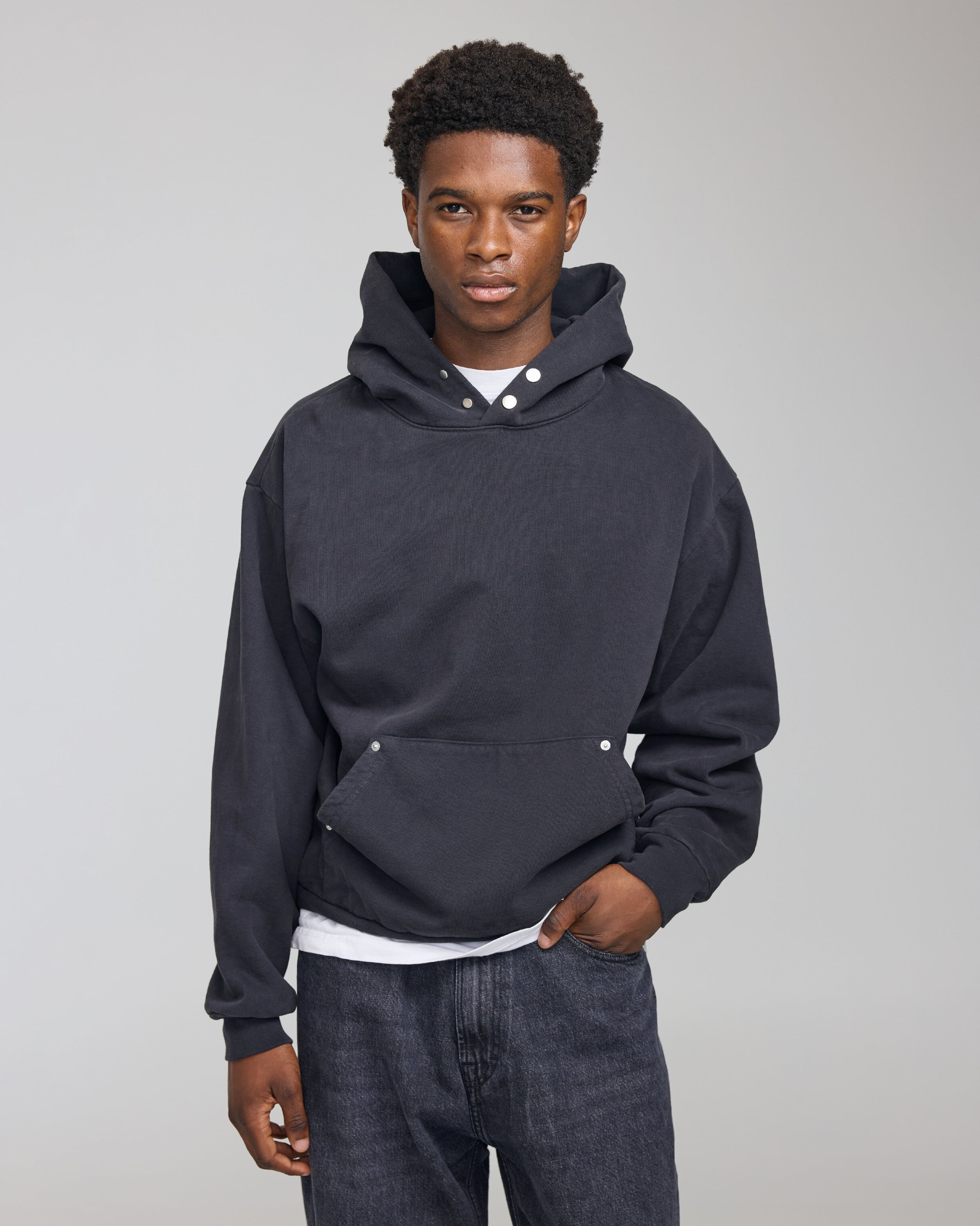 COTTON SNAP HOODIE OFF BLACK