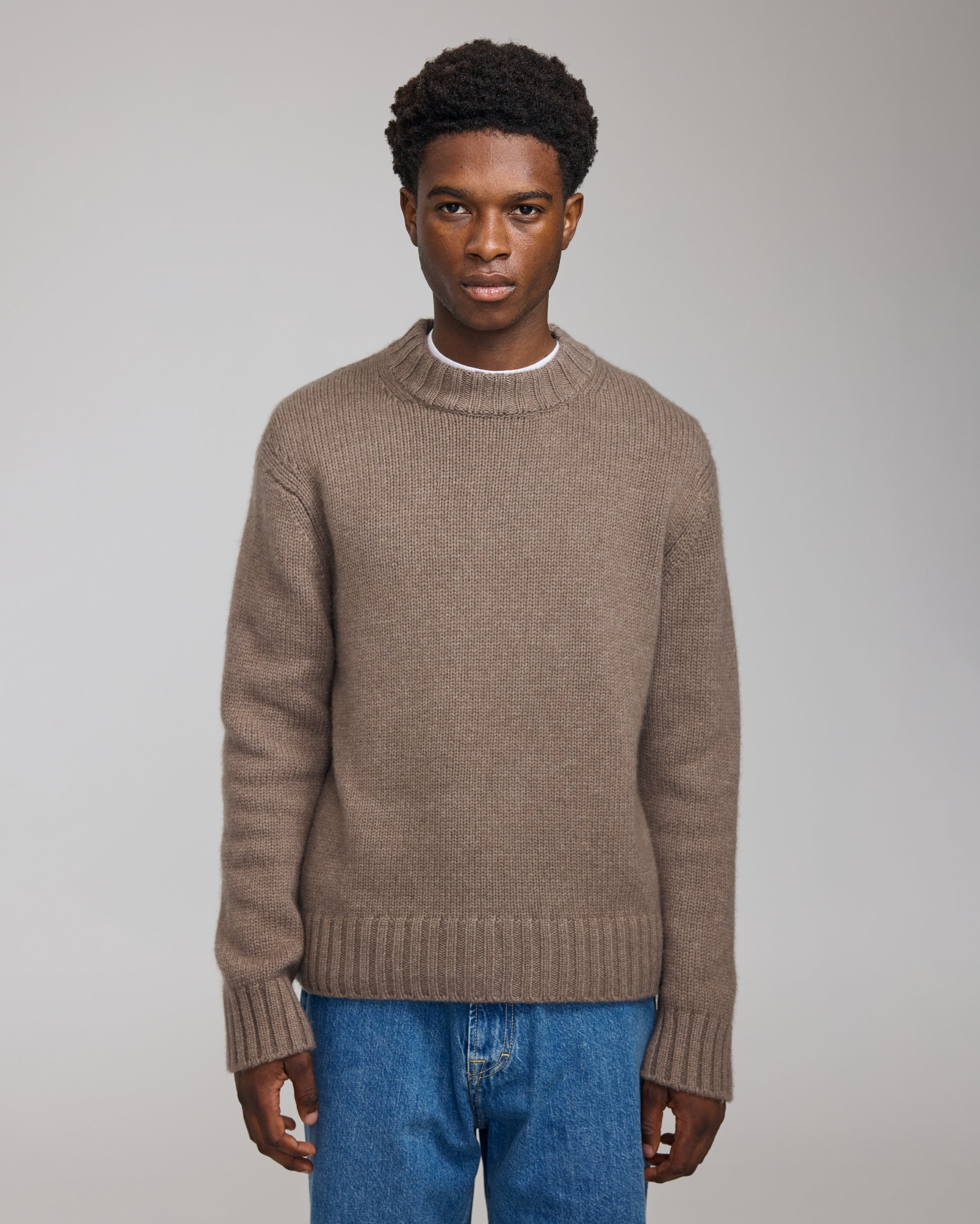CASHMERE CREW NECK SWEATER