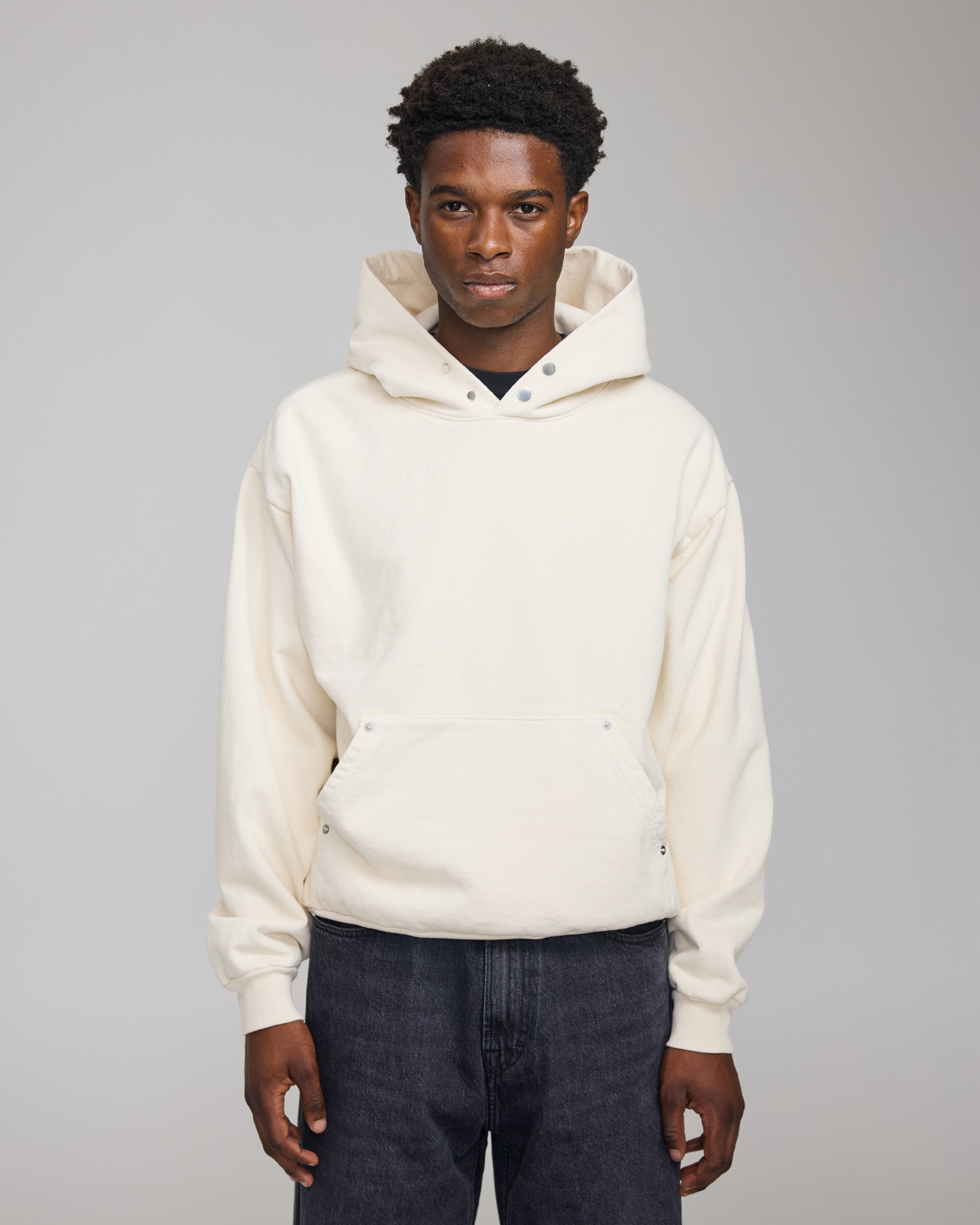 COTTON SNAP HOODIE IVORY