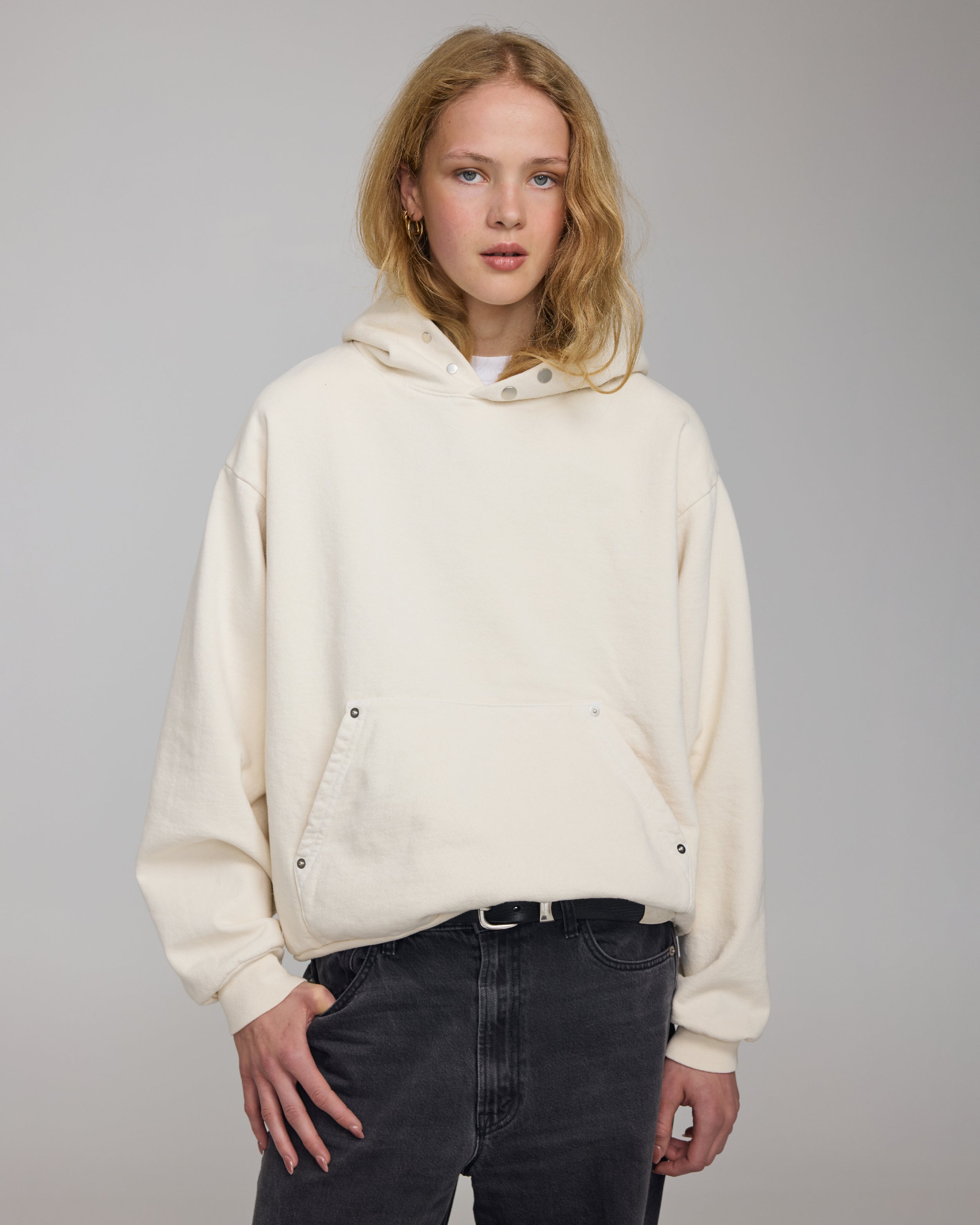 COTTON SNAP HOODIE IVORY