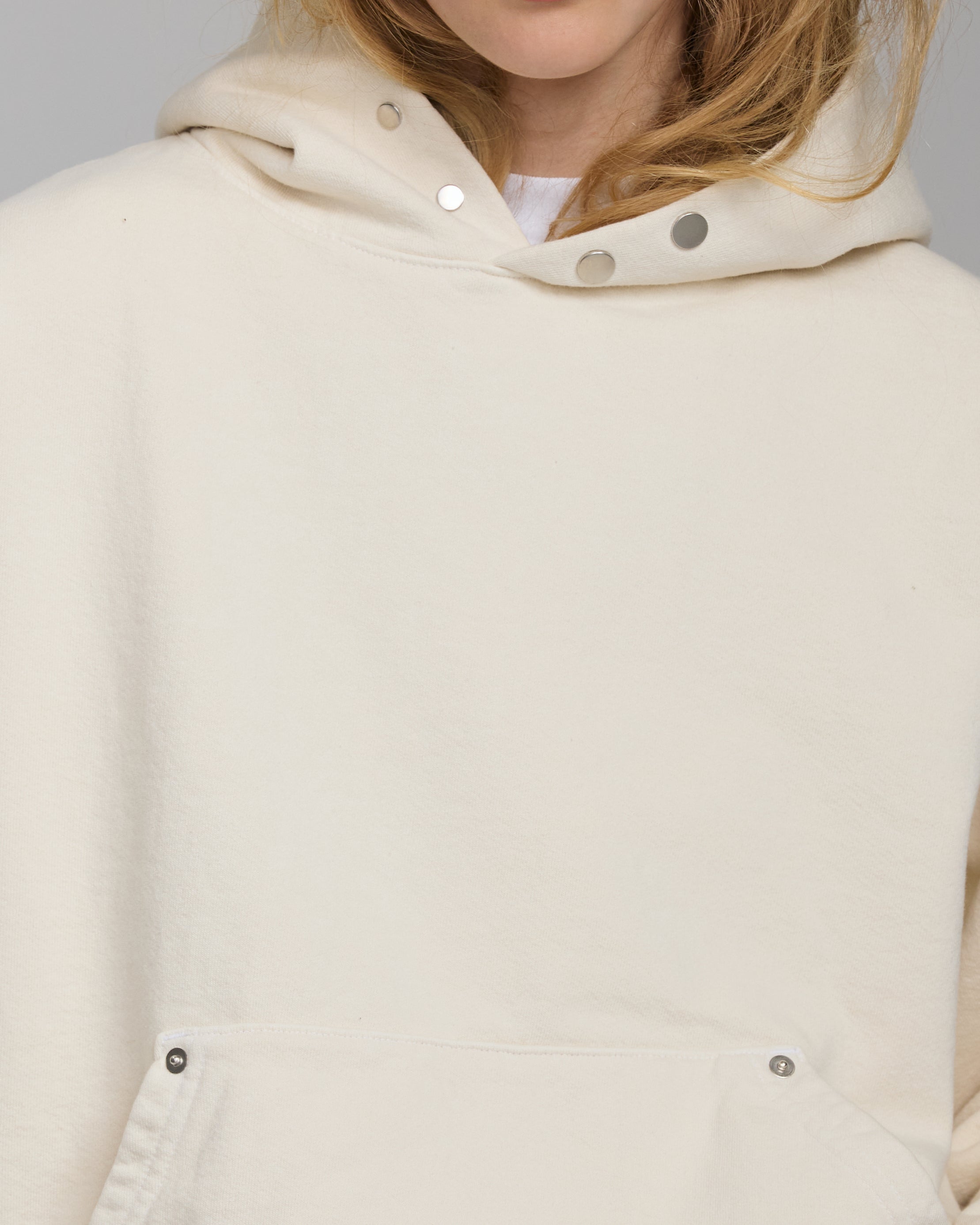 COTTON SNAP HOODIE IVORY