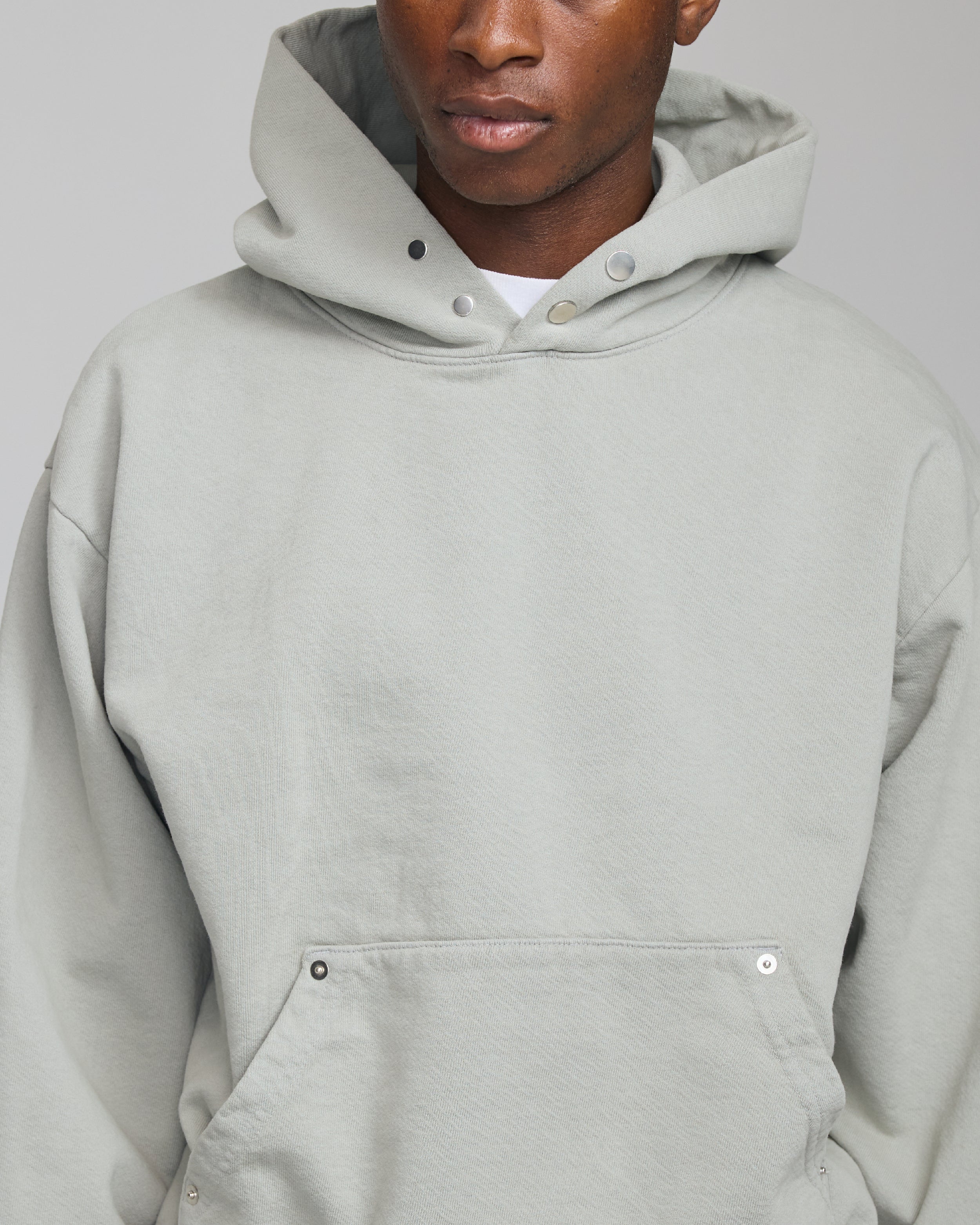 COTTON SNAP HOODIE SAGE