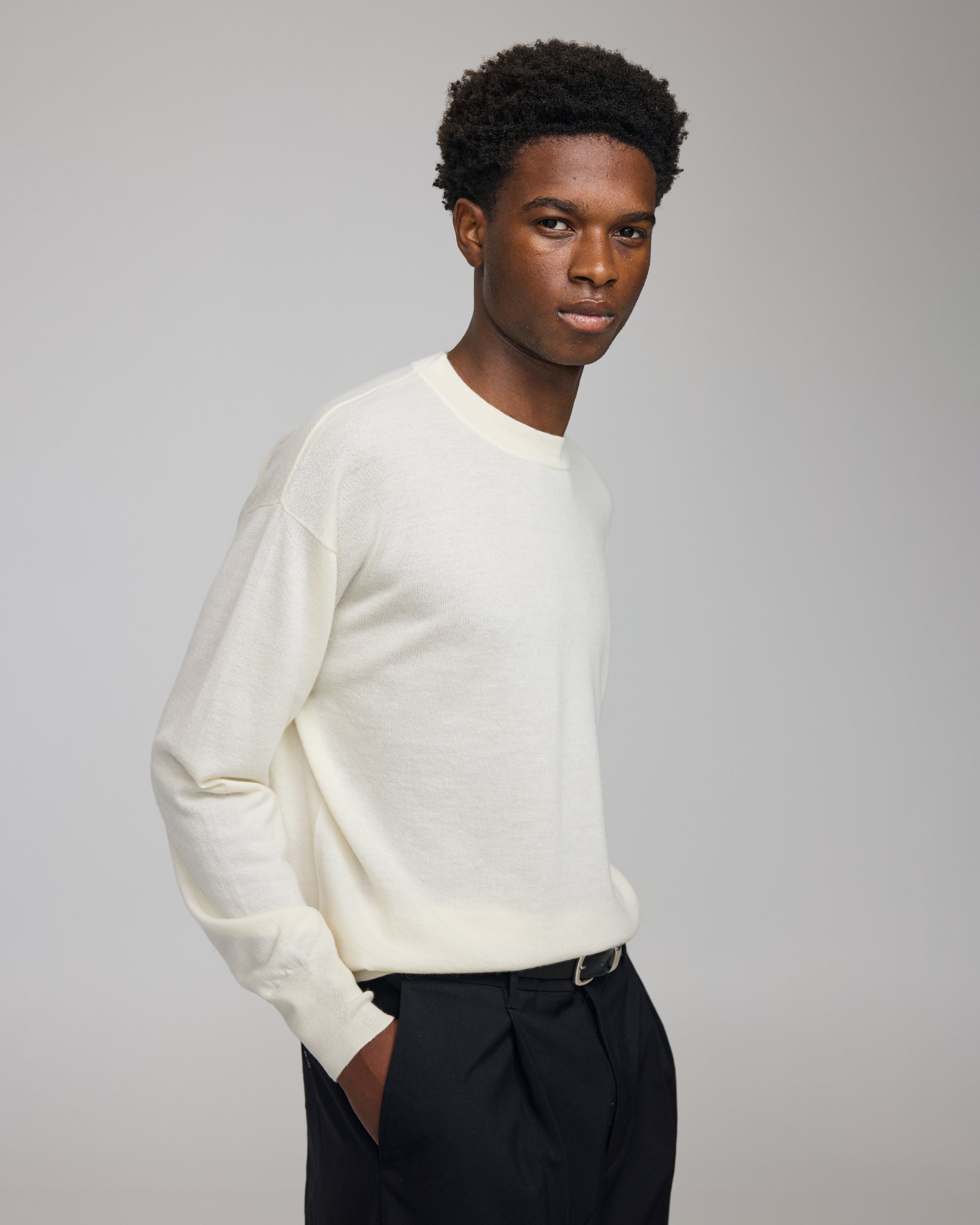 FINE GAUGE CASHMERE CREW NECK