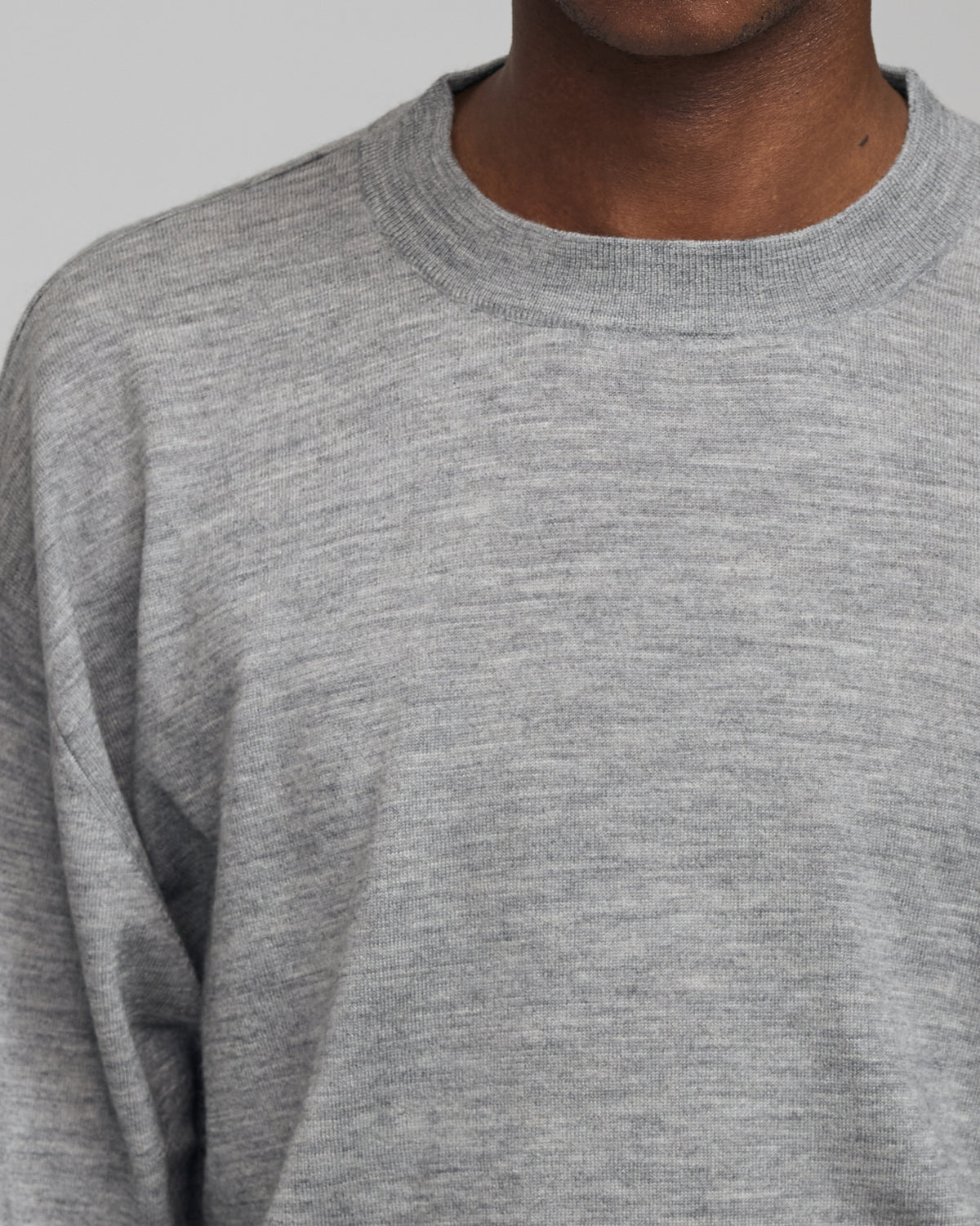 FINE GAUGE CASHMERE CREW NECK