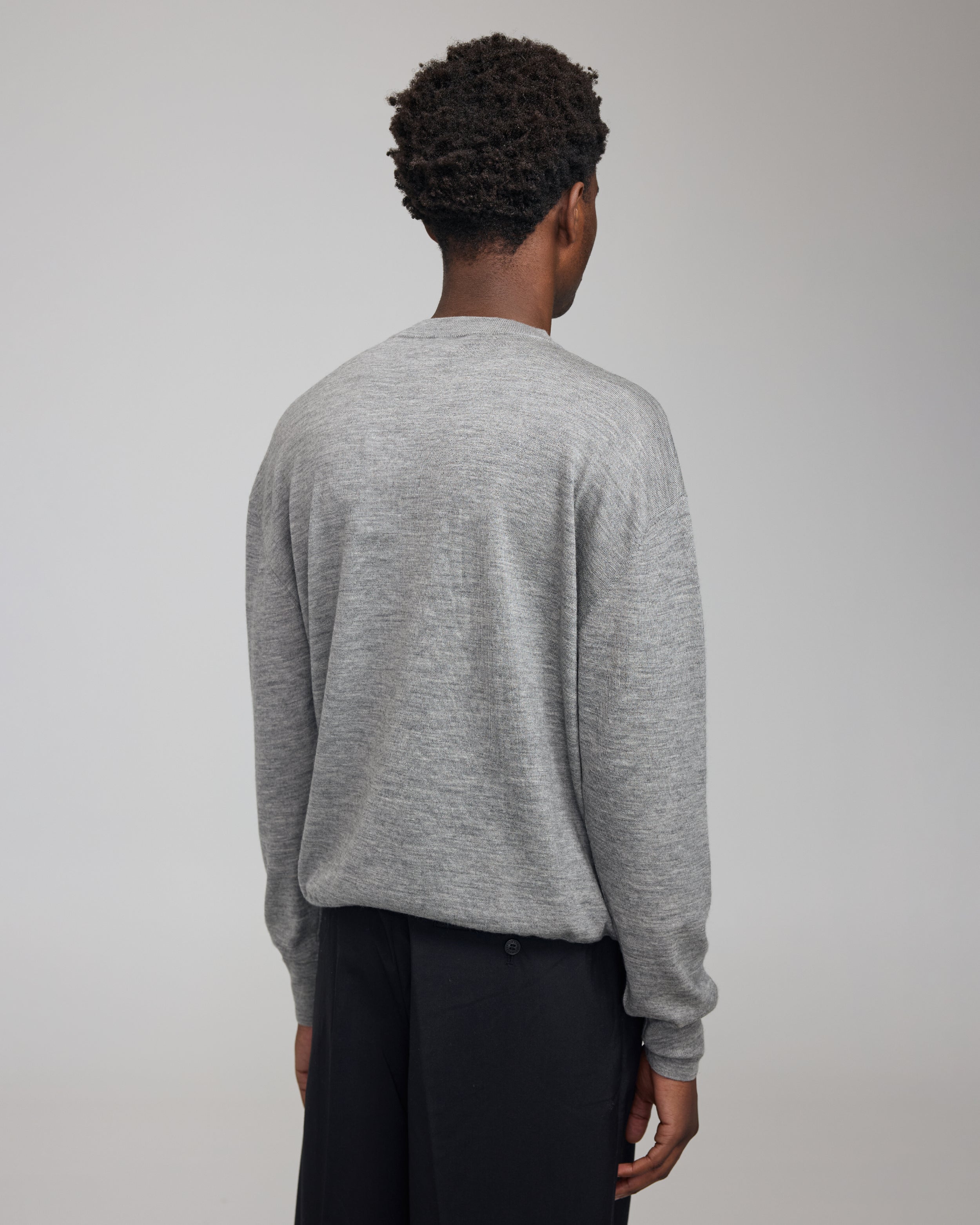 FINE GAUGE CASHMERE CREW NECK