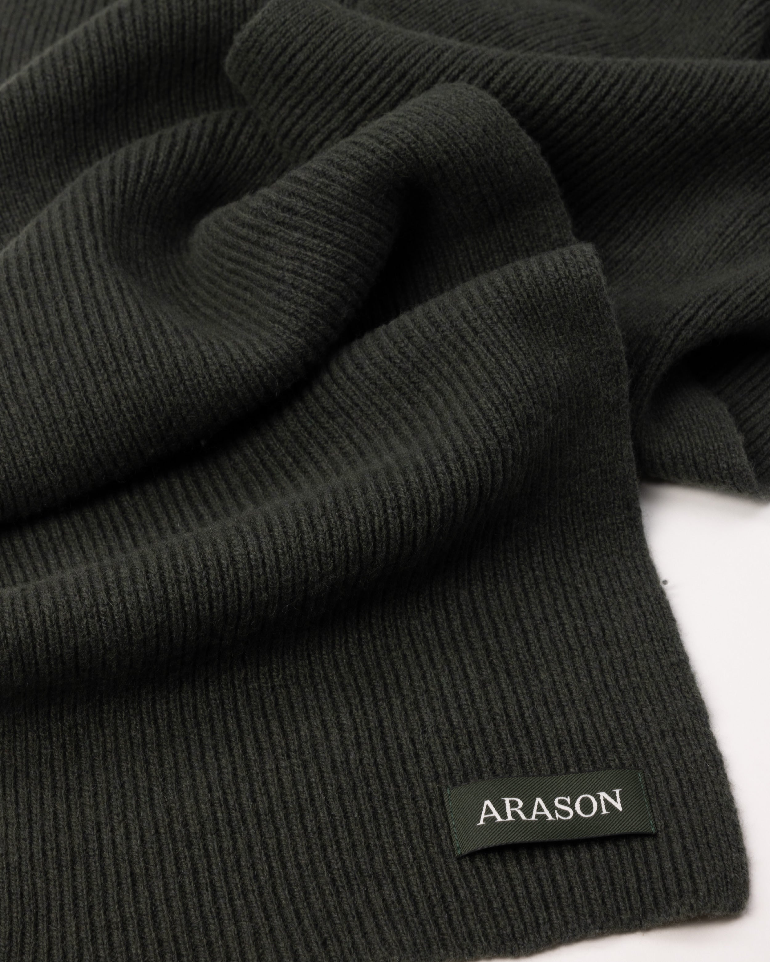 MERINO CASHMERE RIB SCARF