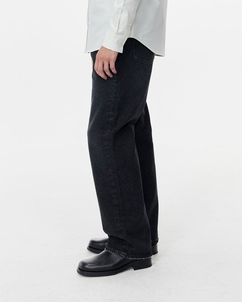A1 Straight Cut - Black