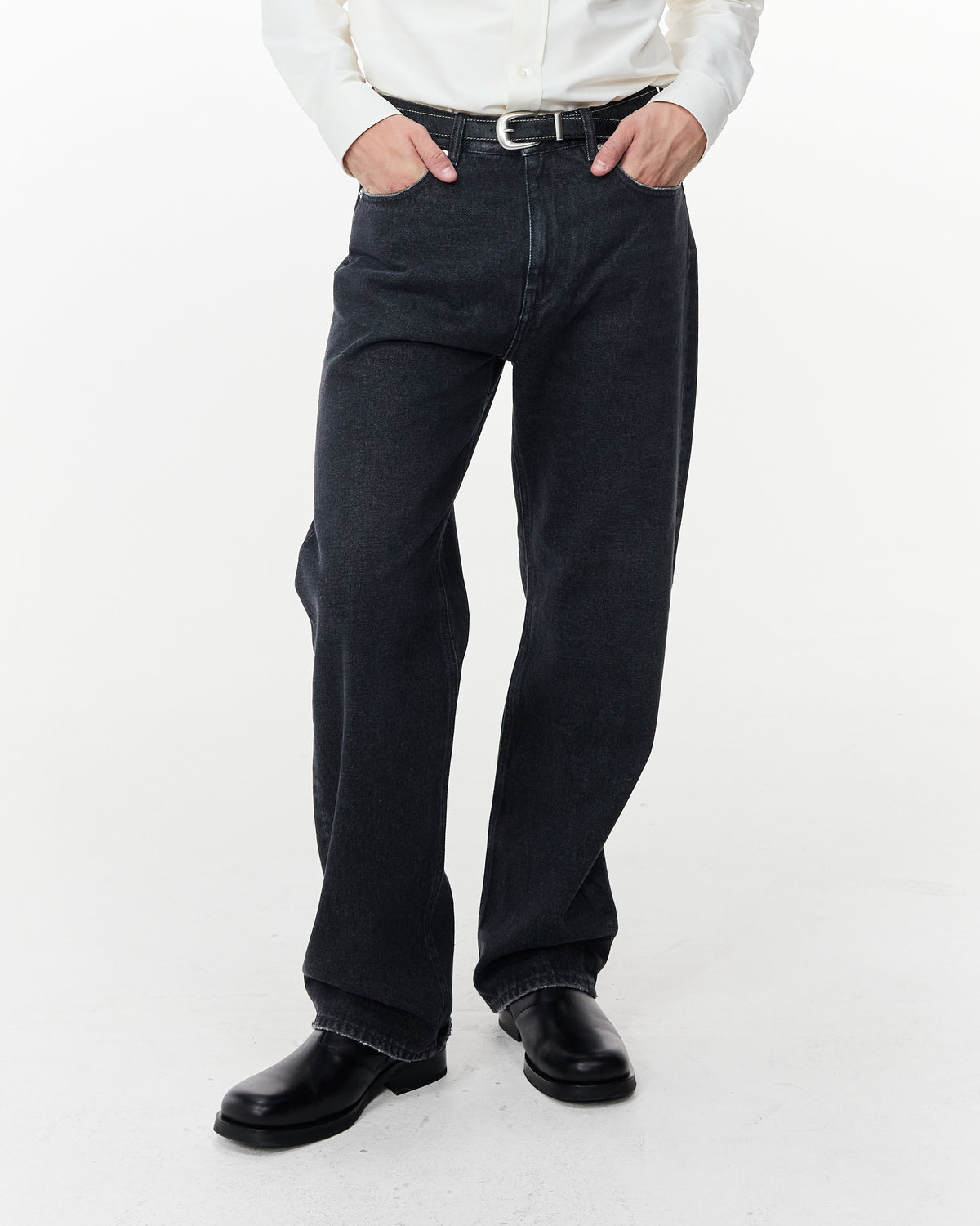 A1 Straight Cut - Black